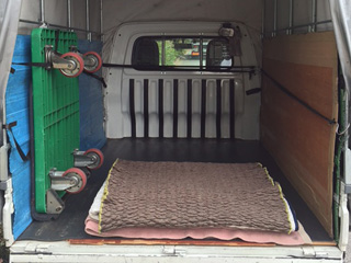 赤帽車の車内